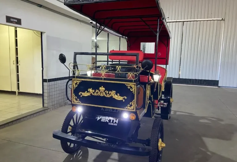 Tiradentes vai substituir charretes a cavalo por carros elétricos